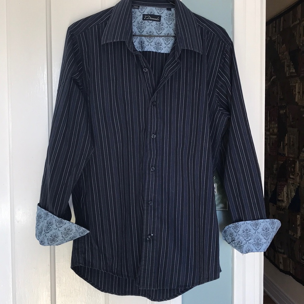 Men’s 7 Diamonds dress shirt